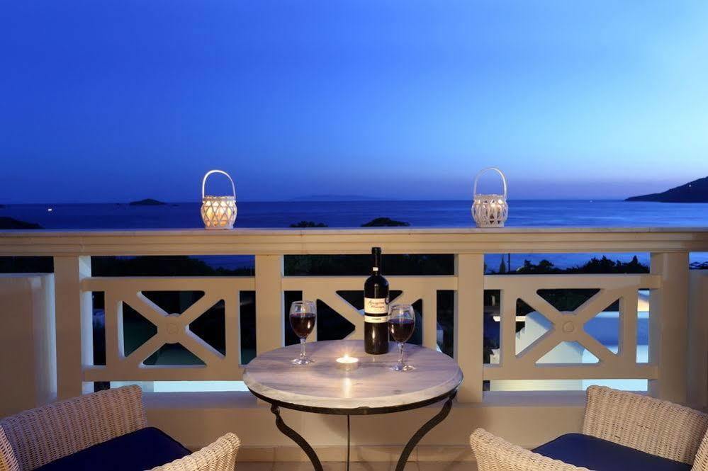 Aithra Apartments & Suites กาวริยอน ภายนอก รูปภาพ